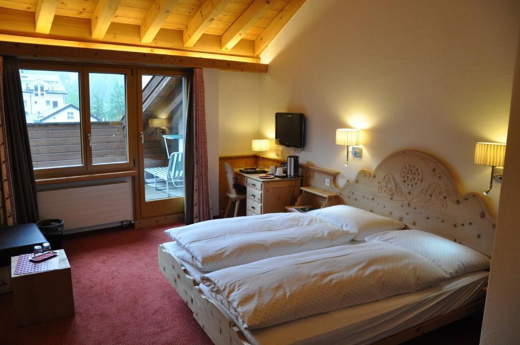 Hotel Seraina Sils Maria Rum bild
