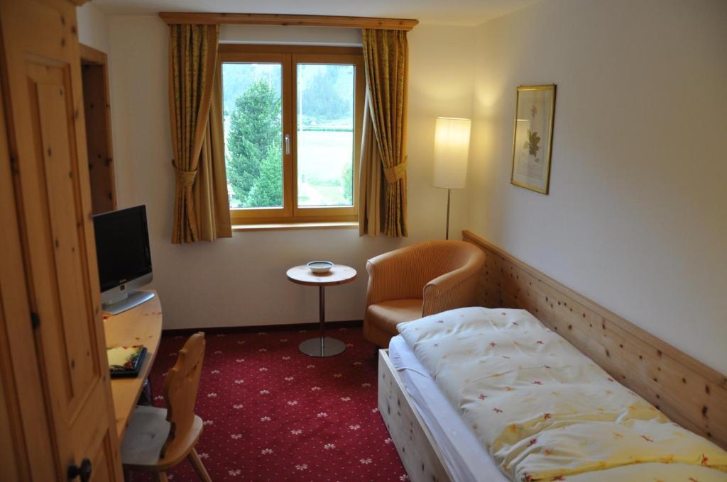 Hotel Seraina Sils Maria Rum bild