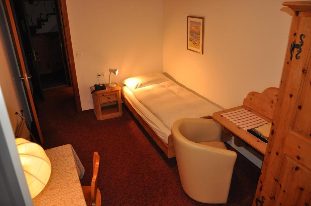 Hotel Seraina Sils Maria Rum bild