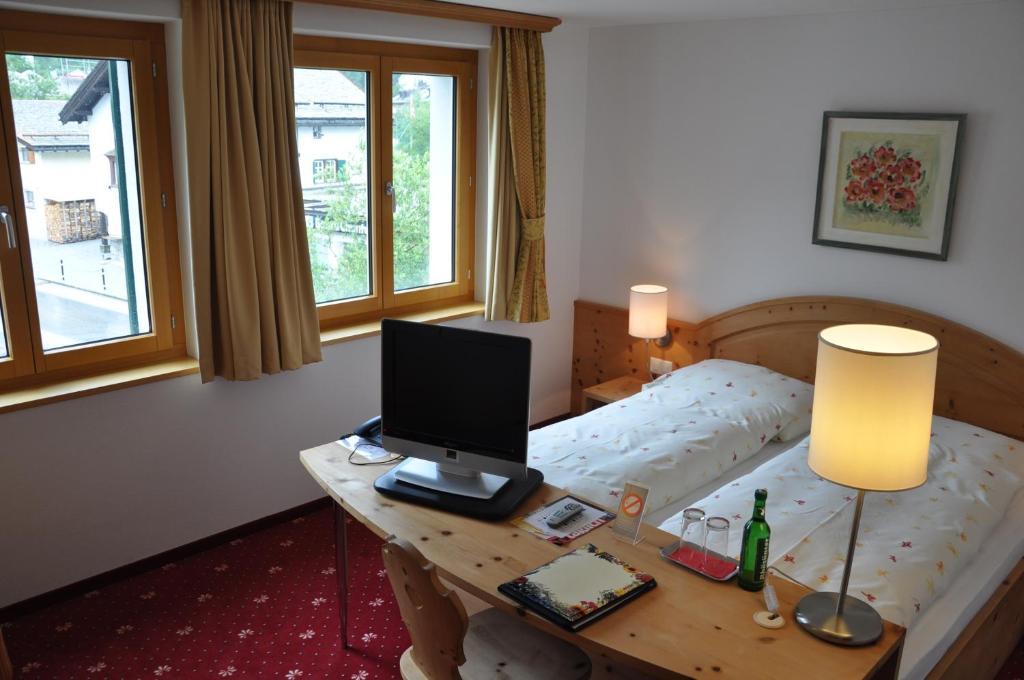 Hotel Seraina Sils Maria Rum bild
